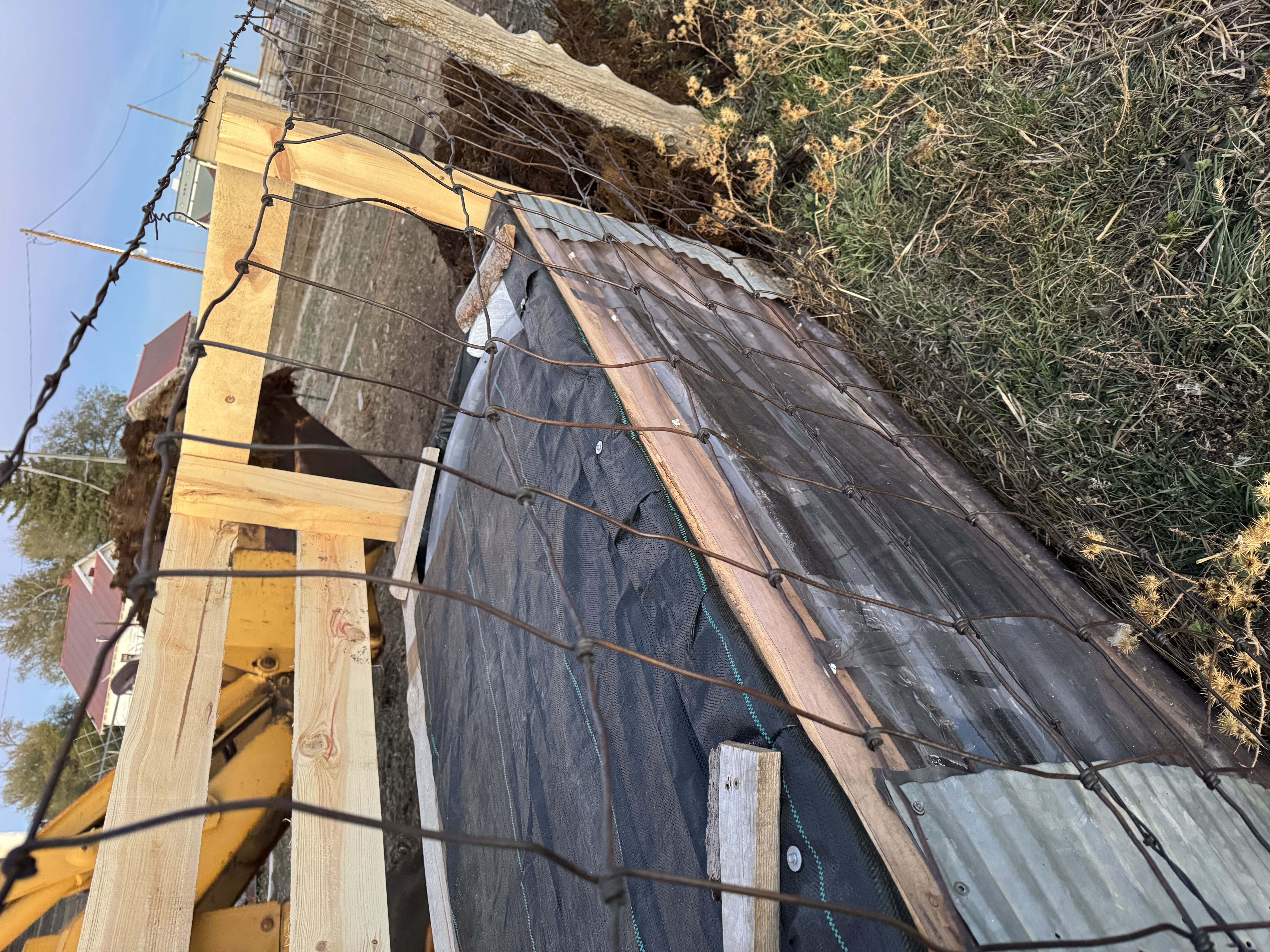 Solar Stock Tank